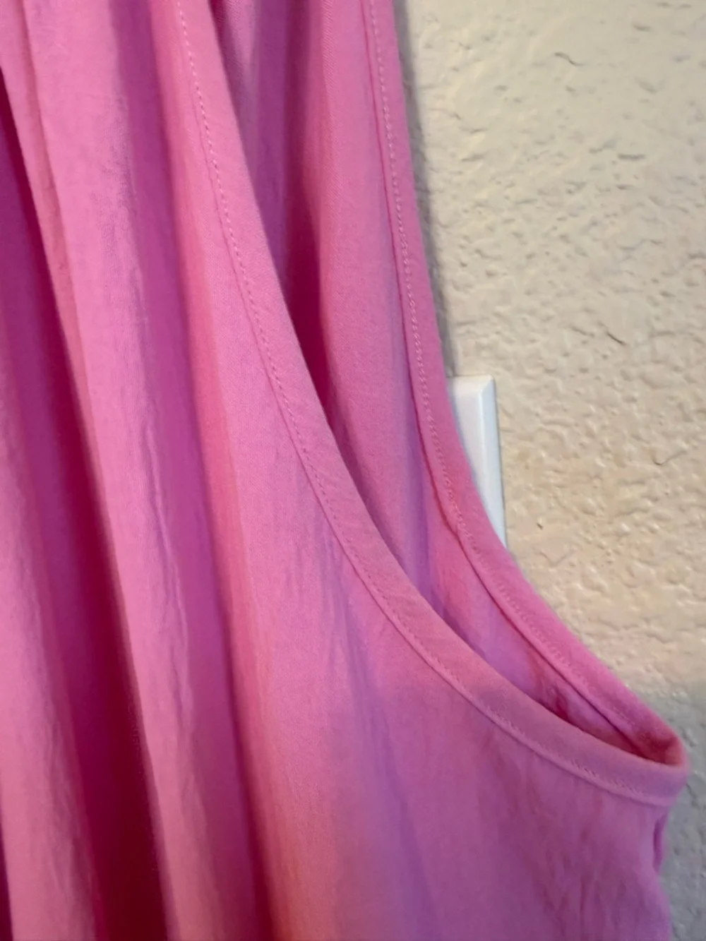 Sleeveless Pink Halter Maxi Dress large 2 Hearts - Picture 3 of 12